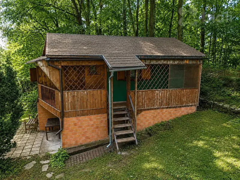 Prodej chaty 27 m², pozemek 180 m², Třebušín – náhled fotky 2