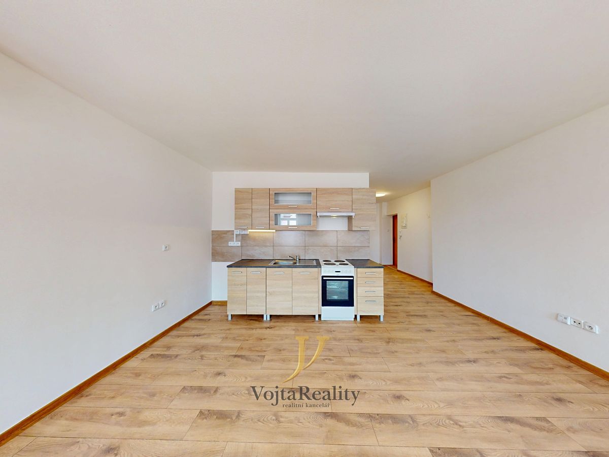 Pronájem bytu 2+kk 62 m² – fotografie 3