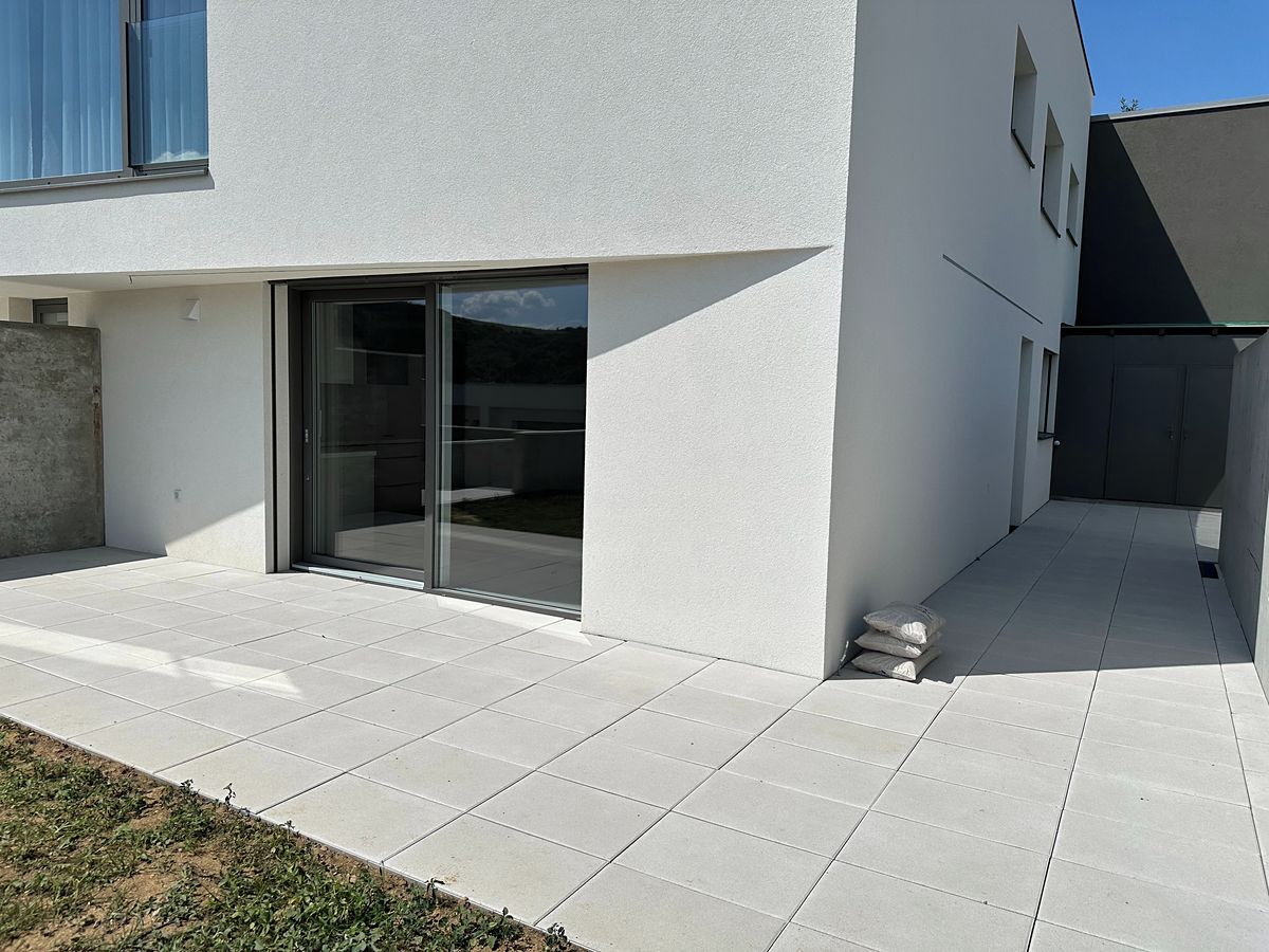 Pronájem bytu 2+kk 65 m² – fotografie 4