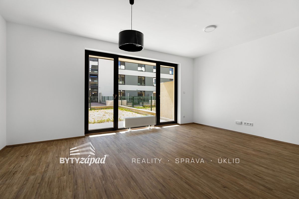 Pronájem bytu 1+kk 36 m²