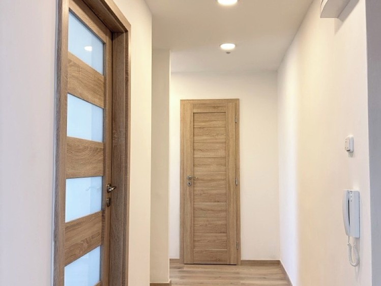 Prodej bytu 2+1, 53 m² (6 z 30)