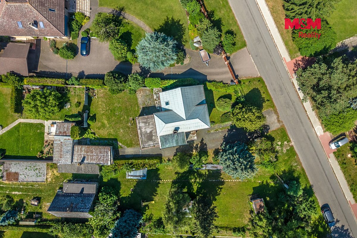 Prodej rodinného domu 210 m², pozemek 725 m² – fotografie 4