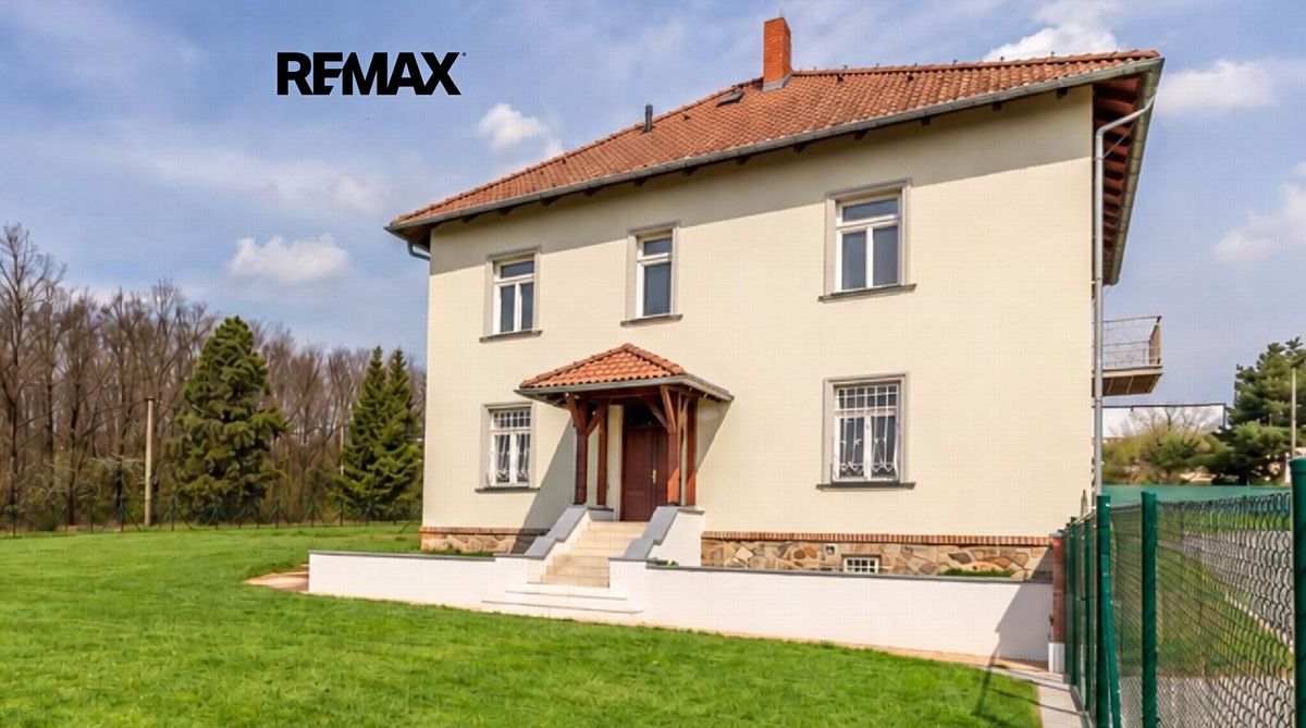 Prodej vily 403 m², pozemek 1389 m²
