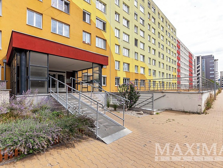 Квартира 4+kk на продаж, 82 м² (22 з 29)