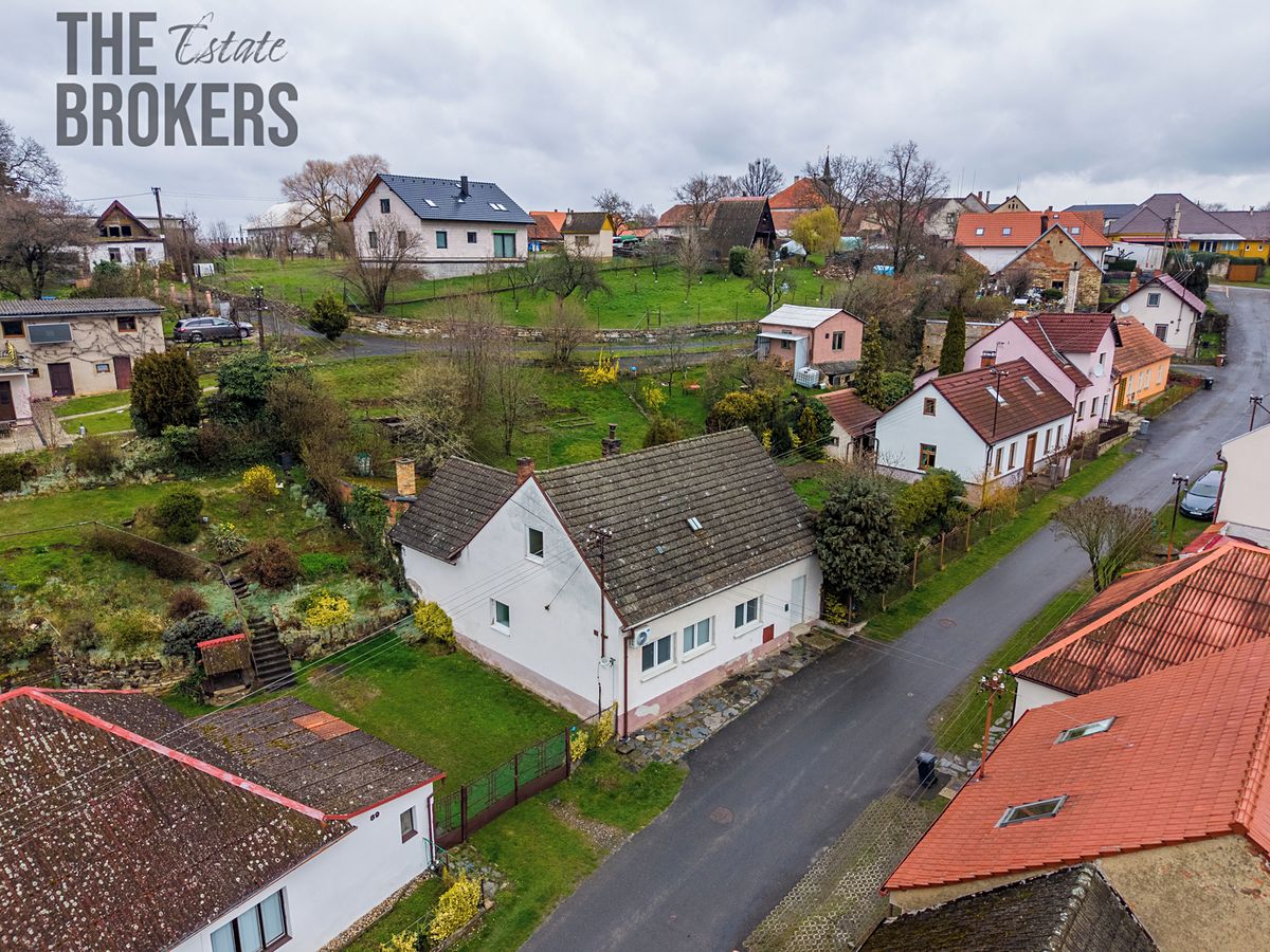 Prodej rodinného domu 89 m², pozemek 561 m² – fotografie 3