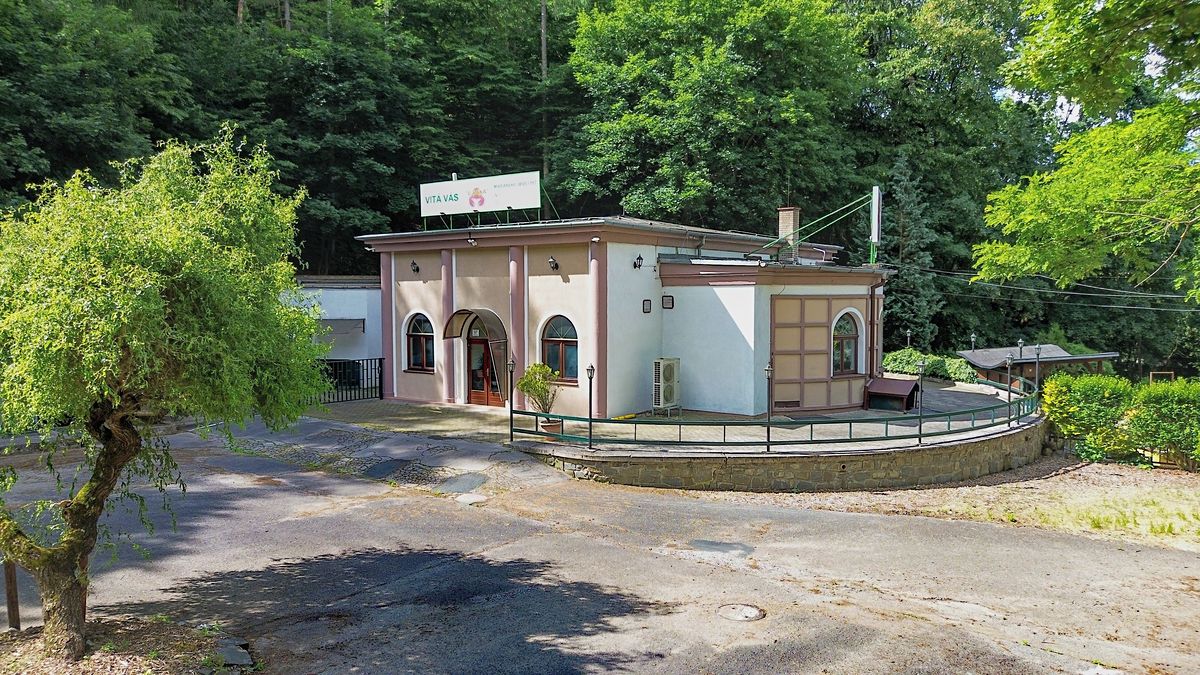 Prodej restaurace 275 m² – fotografie 2
