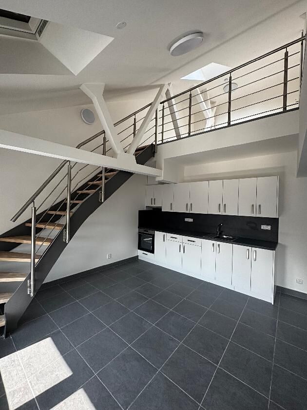 Pronájem bytu 2+kk 71 m²