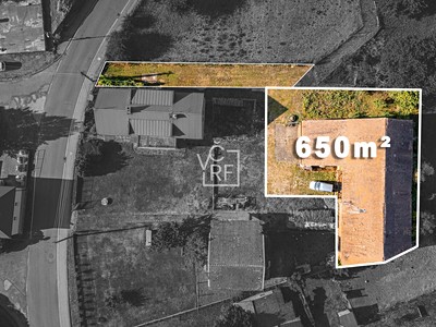 Prodej  stavebního pozemku 1 942 m²