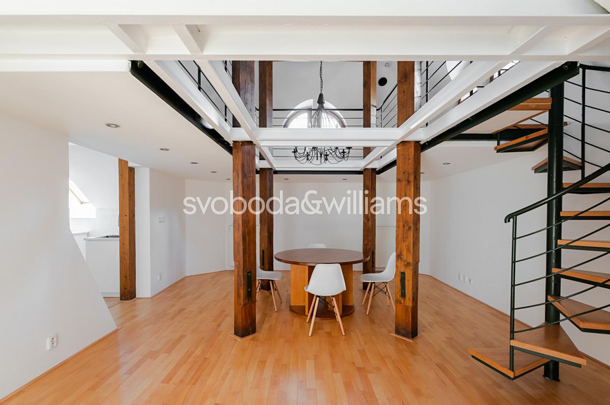 Pronájem bytu 4+1 189 m² – fotografie 3