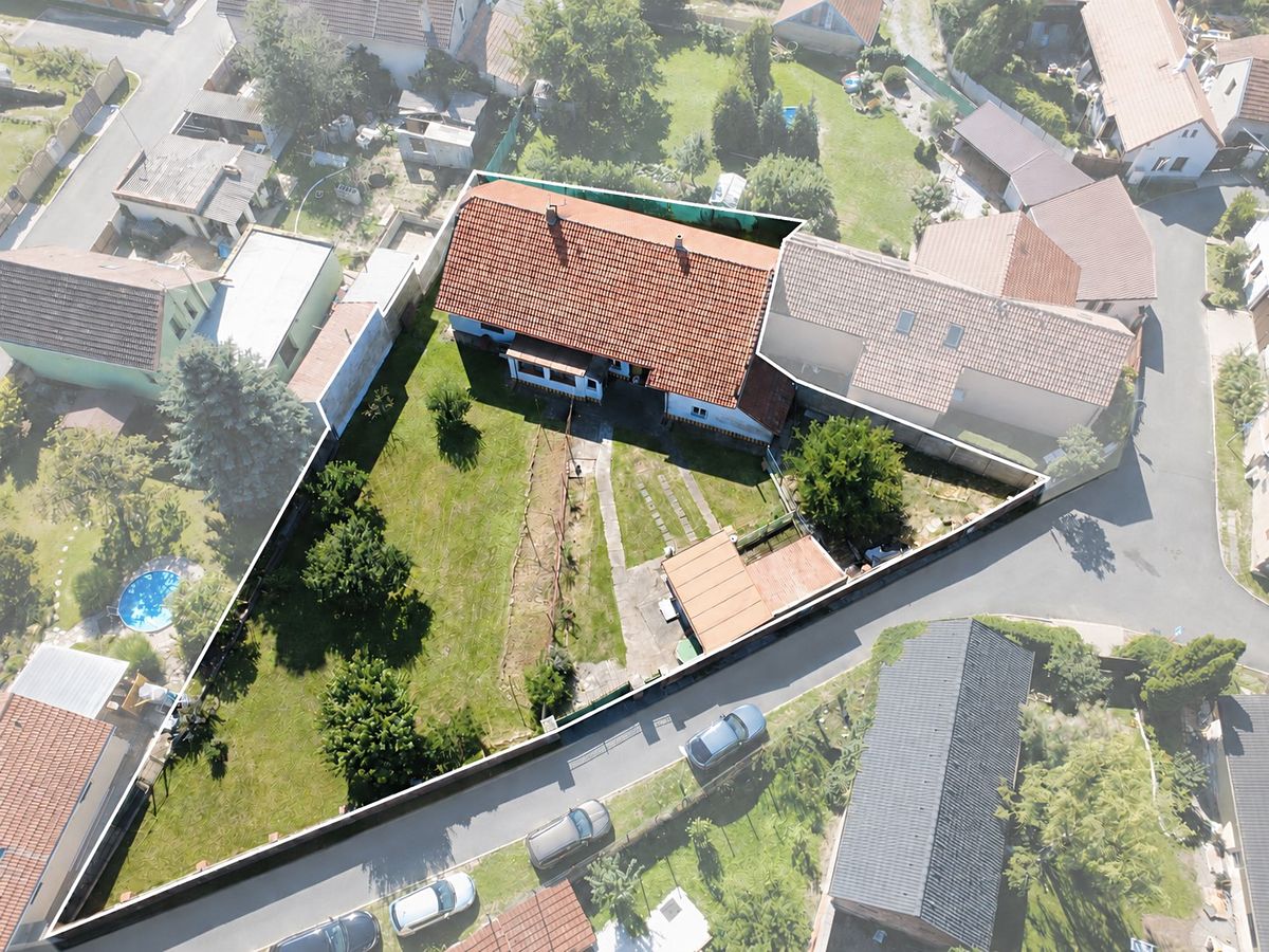 Prodej rodinného domu 87 m², pozemek 1094 m² – fotografie 2