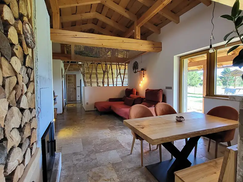 Pronájem rodinného domu 103 m², pozemek 1500 m², Rohoznice – náhled fotky 1