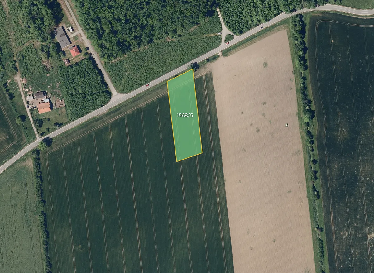 Prodej pole 2109 m²
