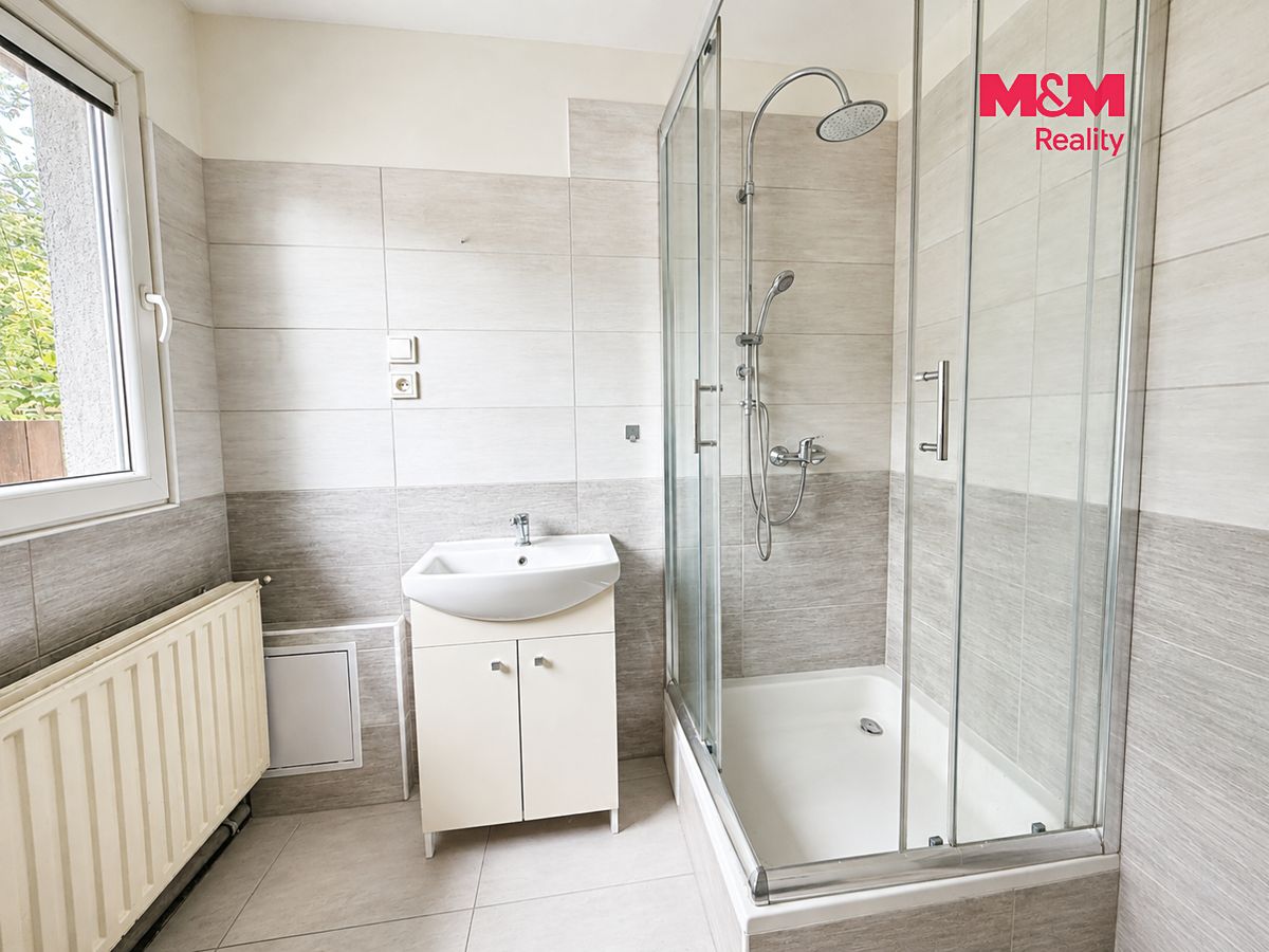 Prodej rodinného domu 58 m², pozemek 448 m² – fotografie 4
