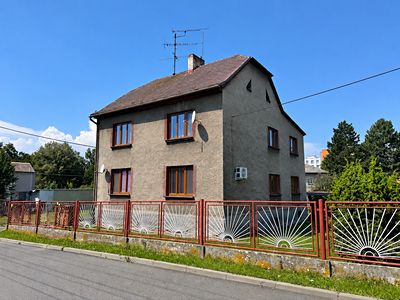 Prodej rodinného domu 180 m², pozemek 1001 m²