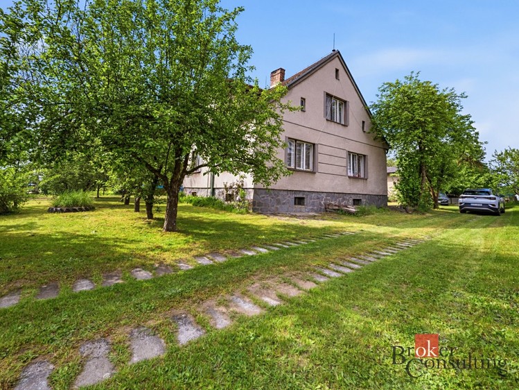 Haus zum Kauf, 150 m² (2 von 43)