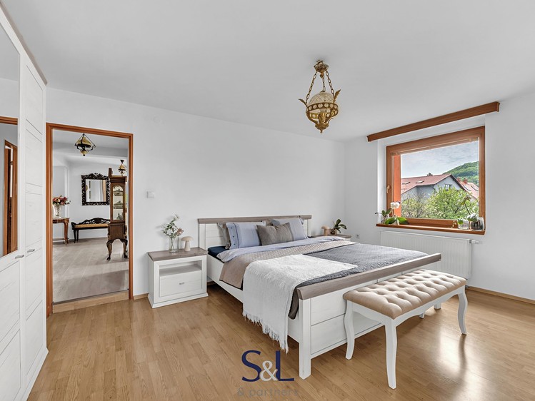 Будинок на продаж, 245 м² (12 з 47)