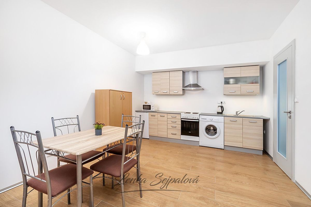 Prodej bytu 1+kk 62 m²