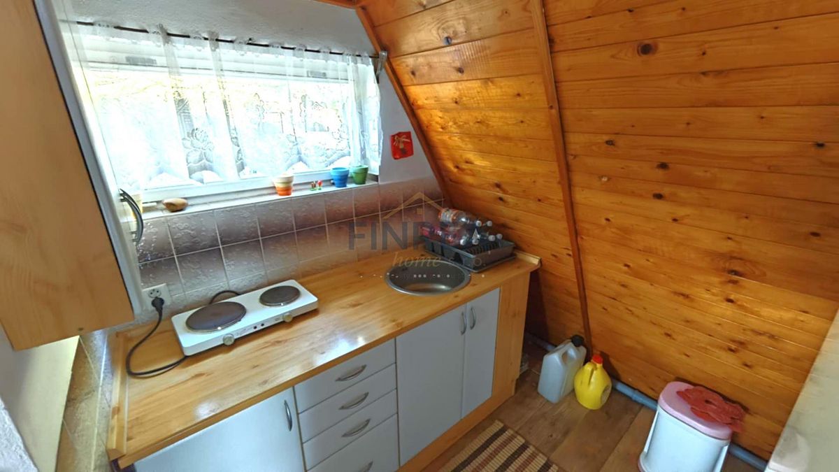 Prodej chaty 40 m², pozemek 540 m² – fotografie 3
