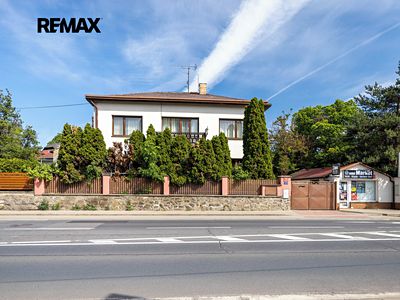 Prodej rodinného domu 316 m², pozemek 668 m²