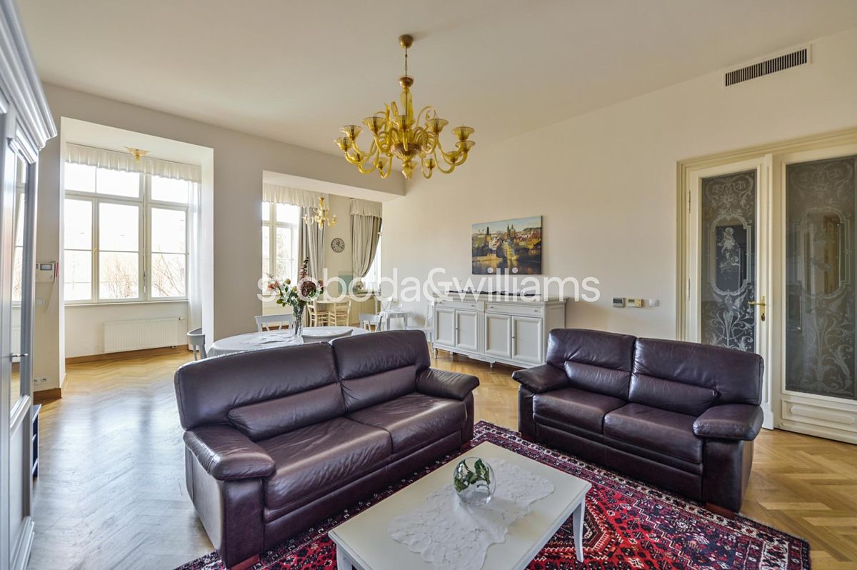 Pronájem bytu 3+kk 107 m² – fotografie 4
