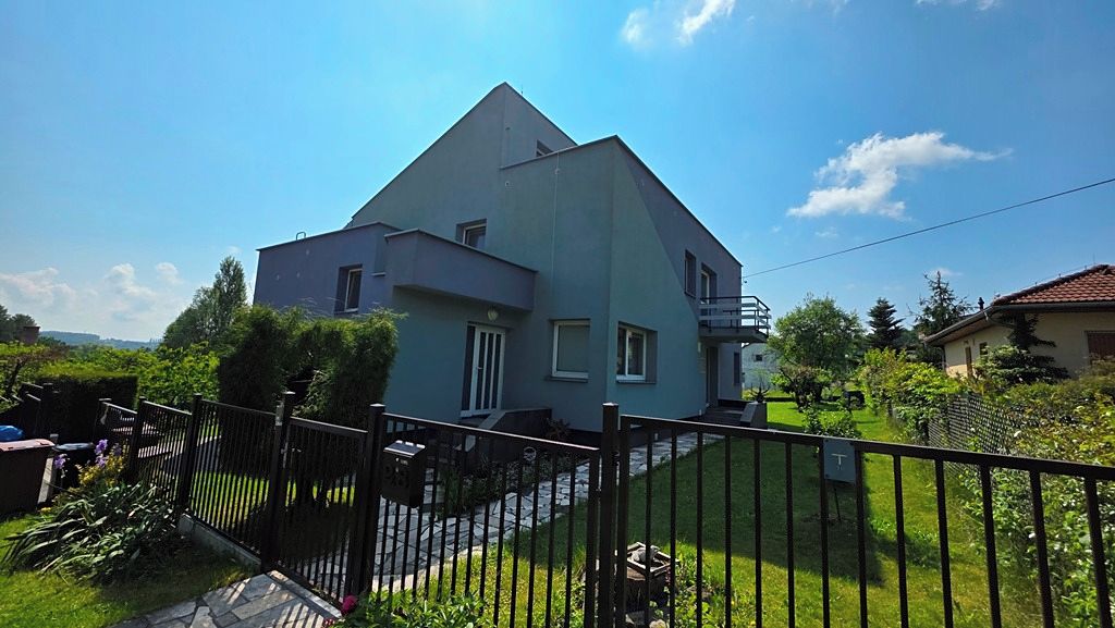 Prodej rodinného domu 355 m², pozemek 1139 m² – fotografie 4
