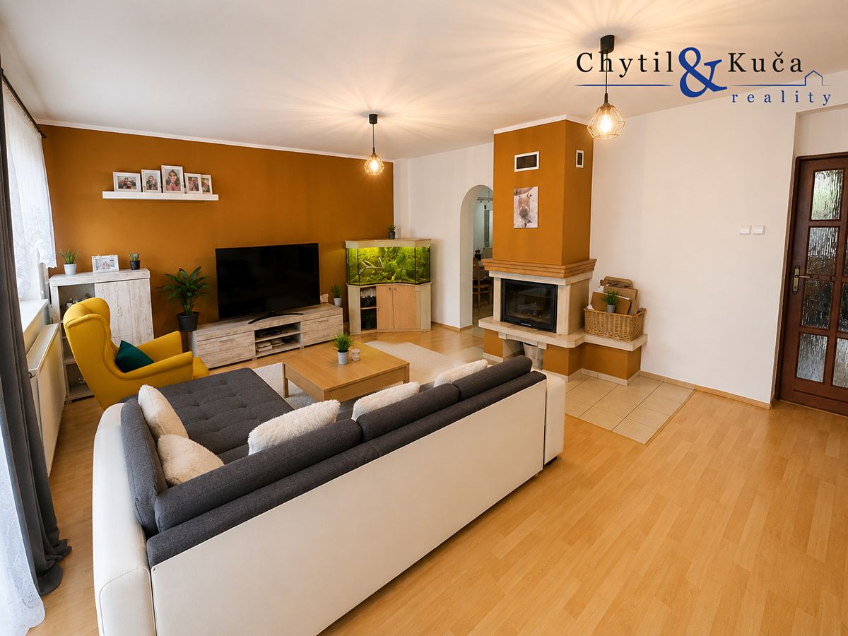 Prodej rodinného domu 190 m², pozemek 445 m² – fotografie 5