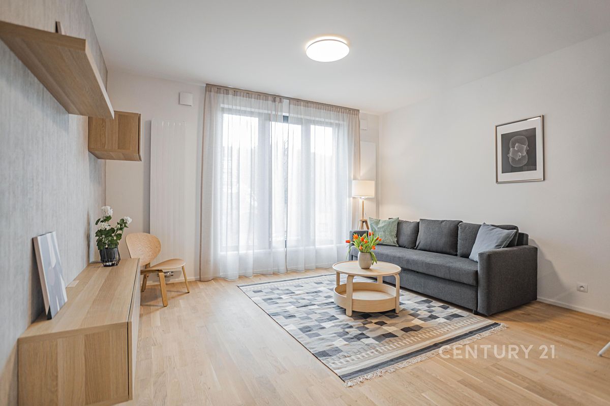 Pronájem bytu 2+kk 51 m² – fotografie 3