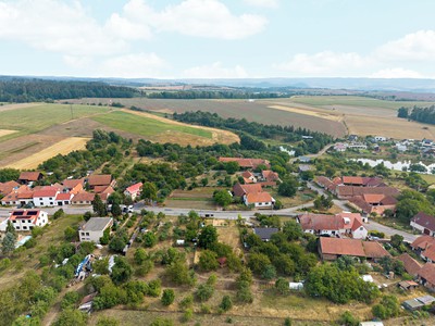 Prodej pozemku, 1 020 m² (3 z 12)