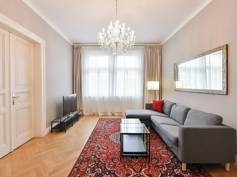 Pronájem bytu 2+1 74 m², Praha – náhled fotky 1