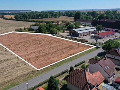 Prodej  stavebního pozemku 8 572 m²