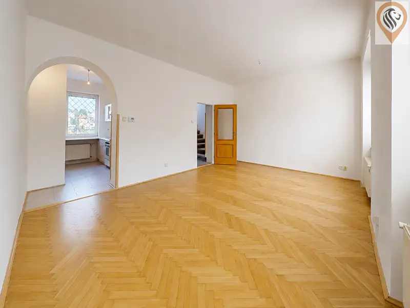 Prodej rodinného domu 115 m², pozemek 318 m², Praha – náhled fotky 3