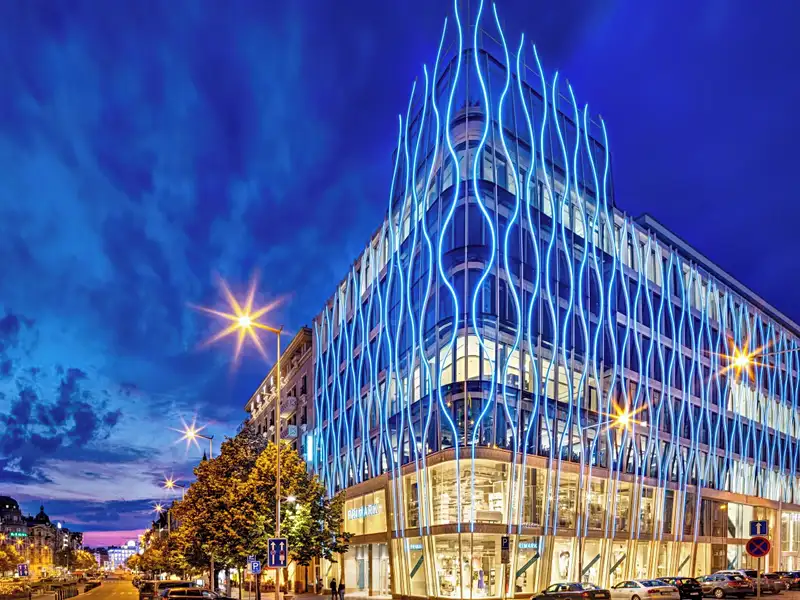 Pronájem kanceláře 480 m², Praha – náhled fotky 1