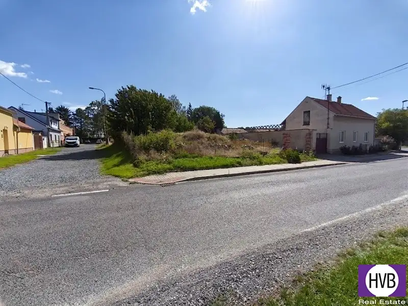 Prodej stavebního pozemku 676 m², Černuc – náhled fotky 2