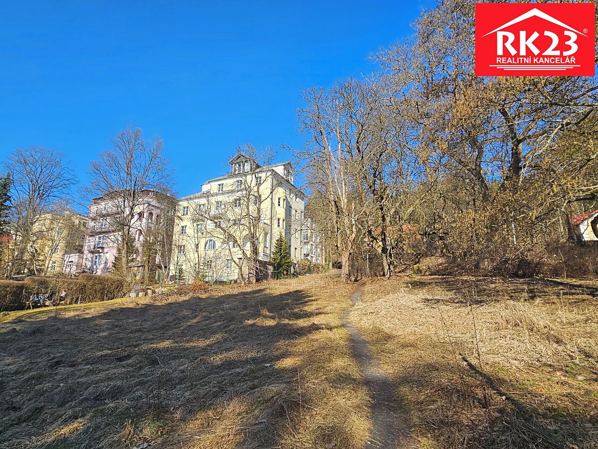 Prodej komerčního pozemku 3377 m²