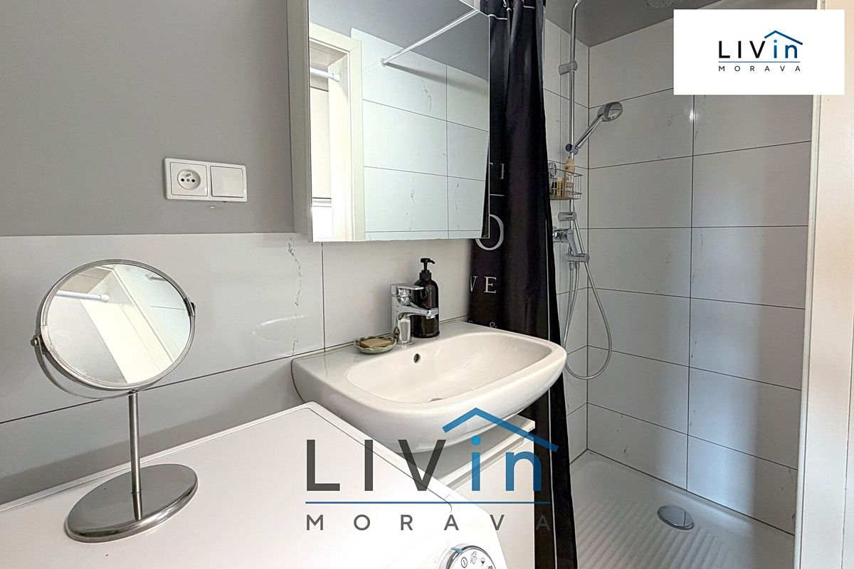 Pronájem bytu 1+1 32 m² – fotografie 5
