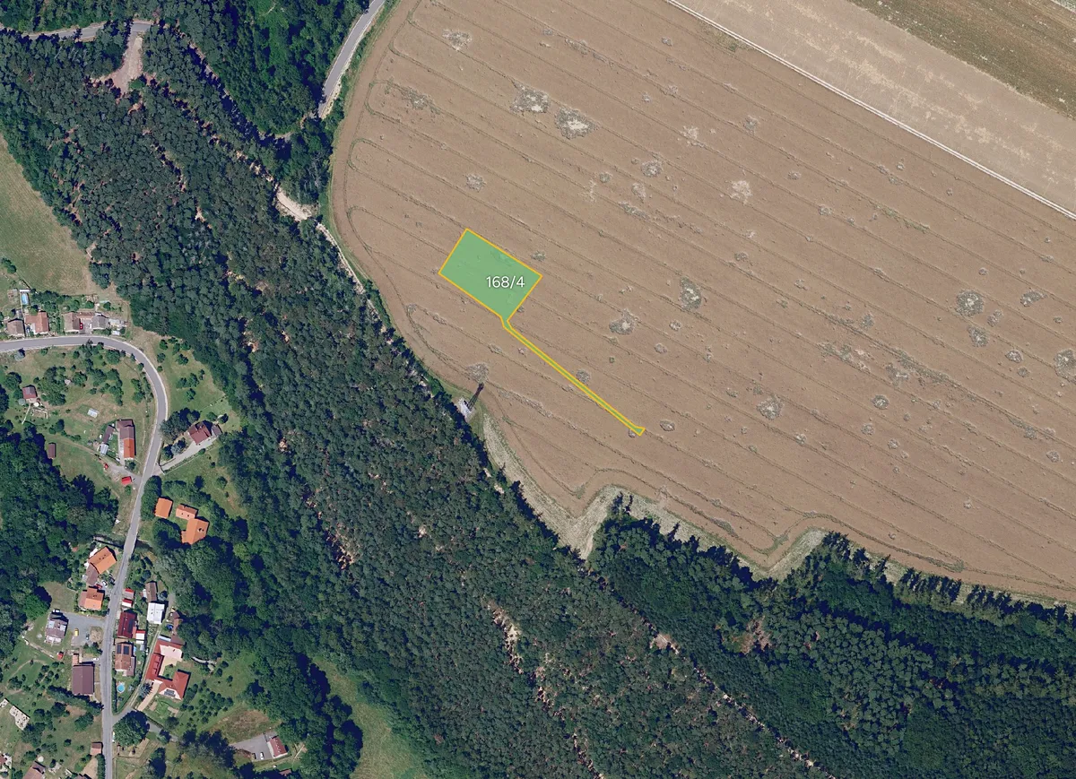 Prodej pole 2238 m²