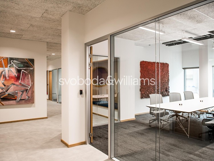 Pronájem komerčního prostoru, 162 m² (2 z 16)