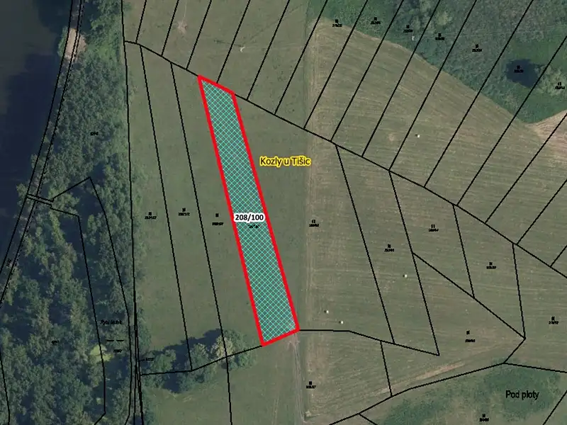 Prodej pozemku 3399 m², Tišice – náhled fotky 1