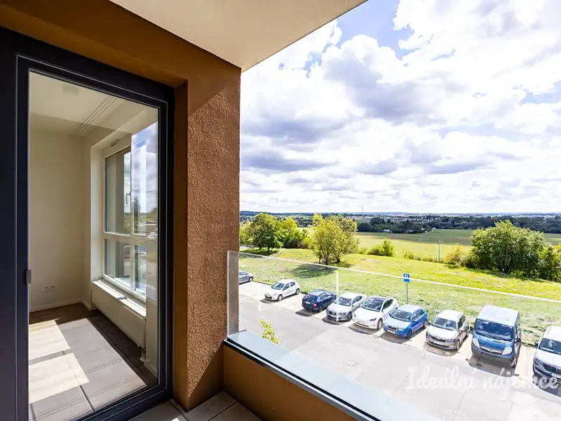 Pronájem bytu 2+kk 49 m², Praha – náhled fotky 3