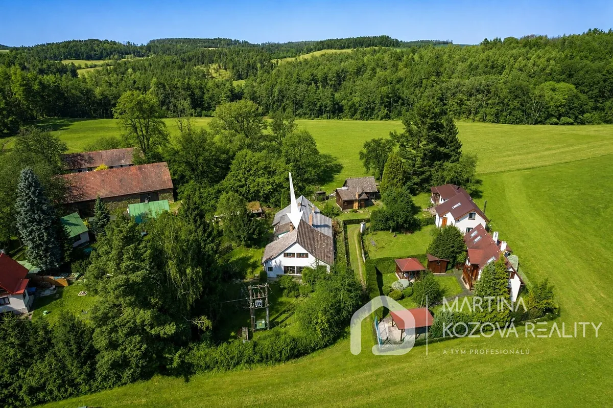 Prodej chalupy 220 m², pozemek 1564 m²