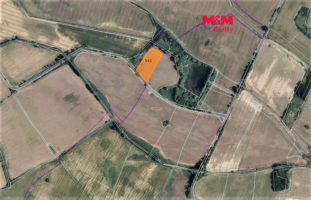 Prodej pole 8153 m²