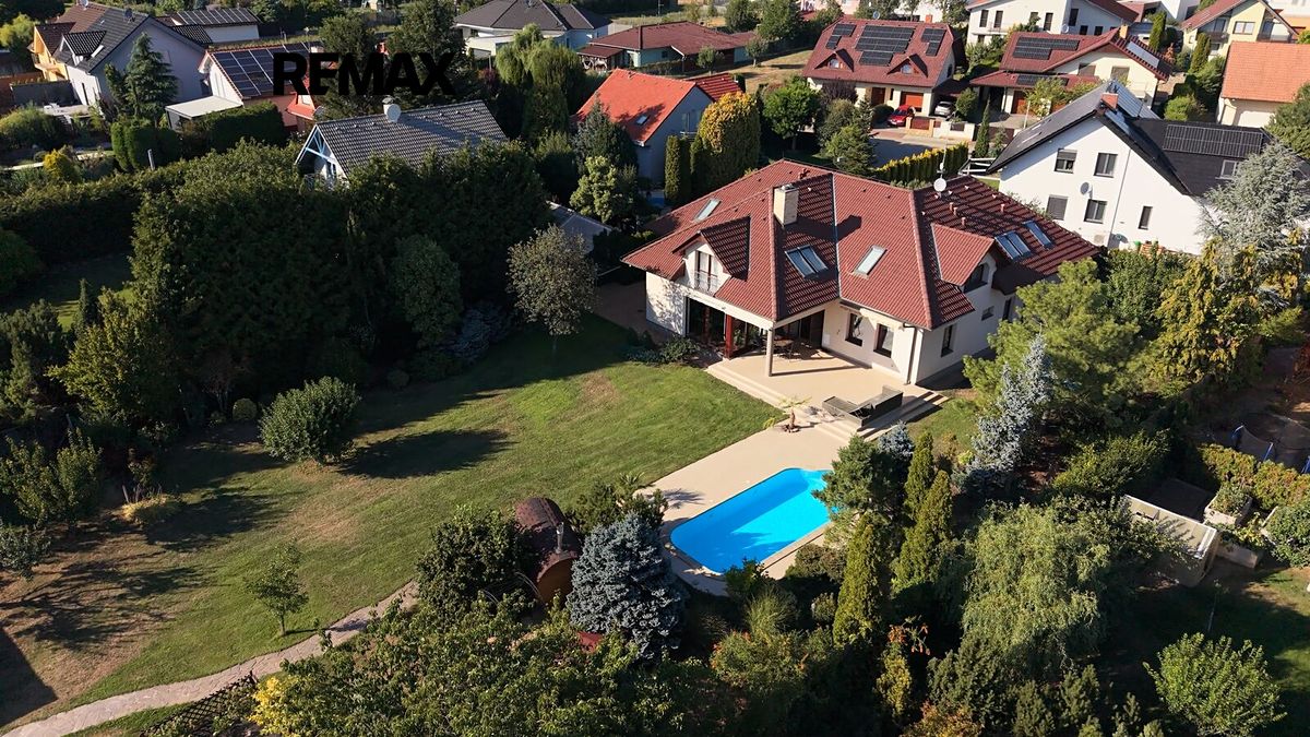 Prodej rodinného domu 346 m², pozemek 5794 m² – fotografie 3