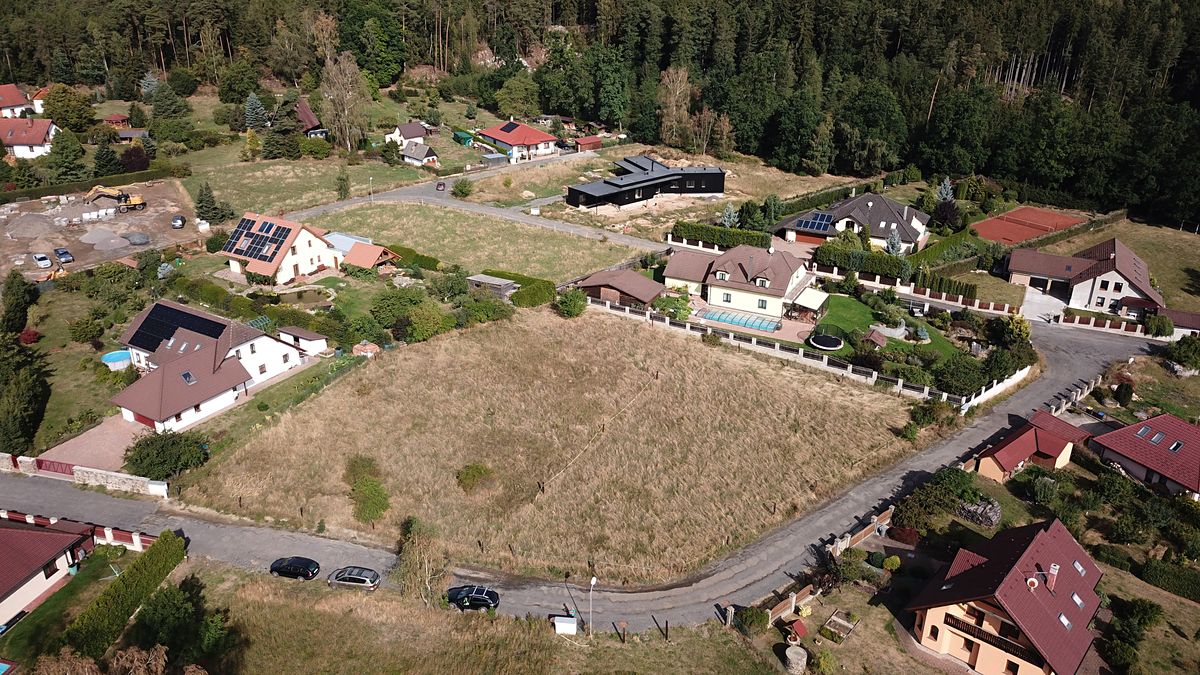 Prodej stavebního pozemku 1412 m²
