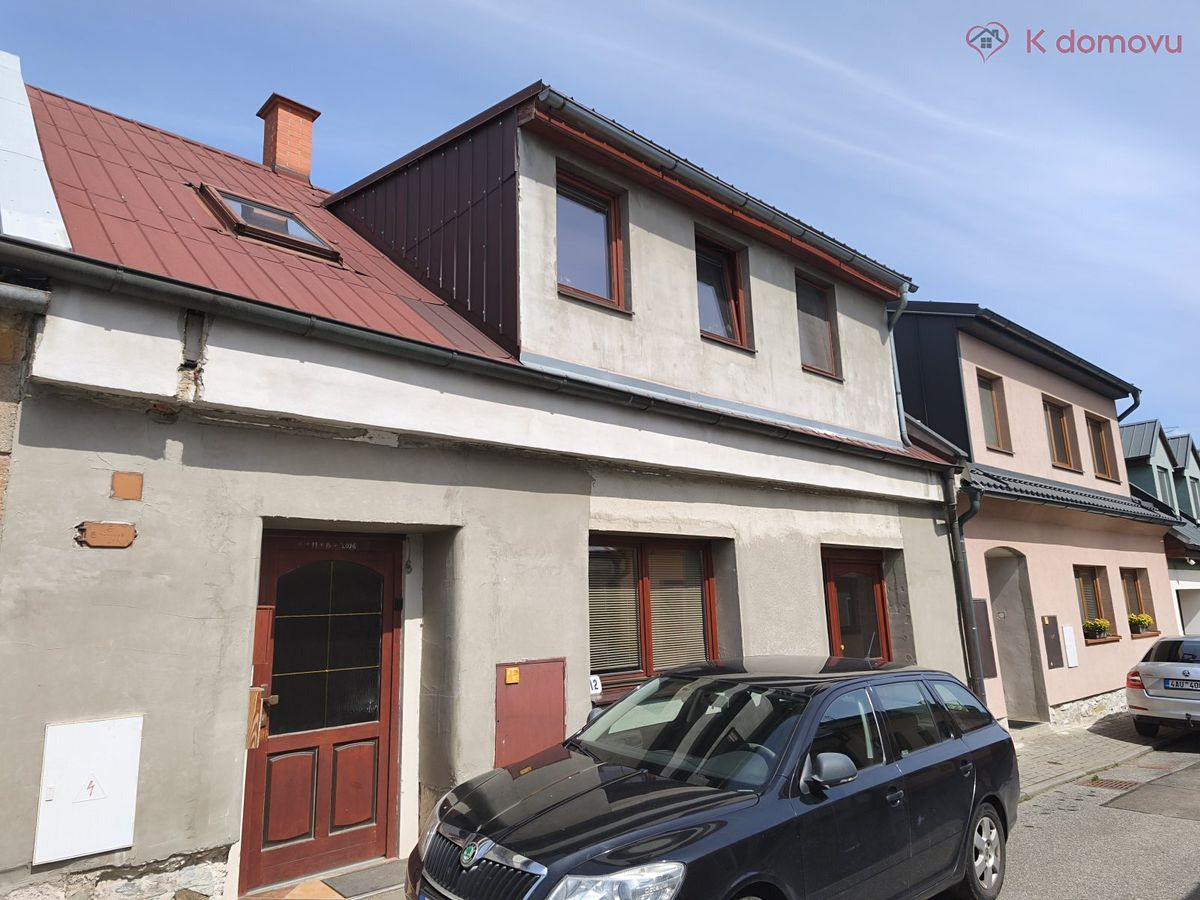 Prodej rodinného domu 140 m², pozemek 268 m² – fotografie 3