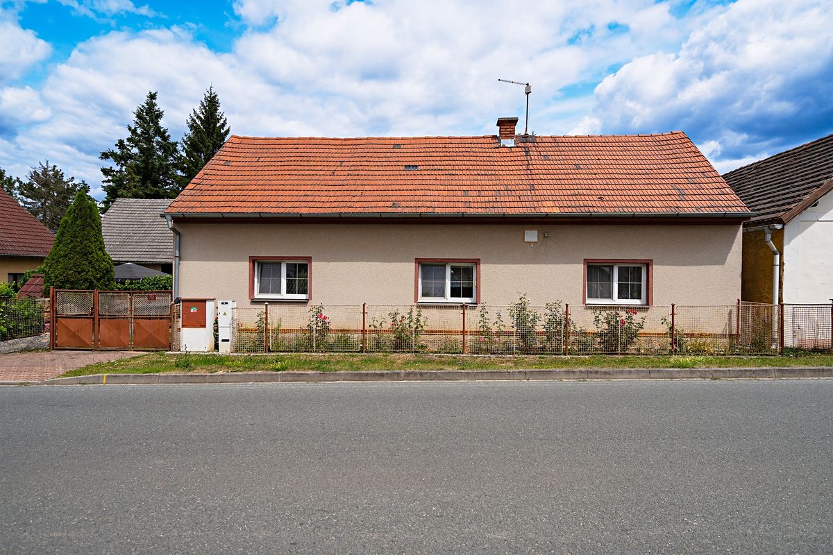 Prodej rodinného domu 90 m², pozemek 514 m² – fotografie 3