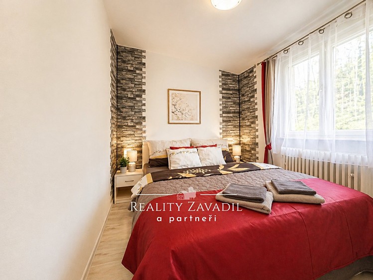 Комерційне приміщення на продаж, 561 м² (10 з 20)