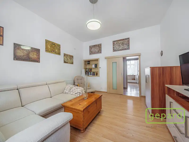 Prodej bytu 1+1 37 m², Karlovy Vary – náhled fotky 2