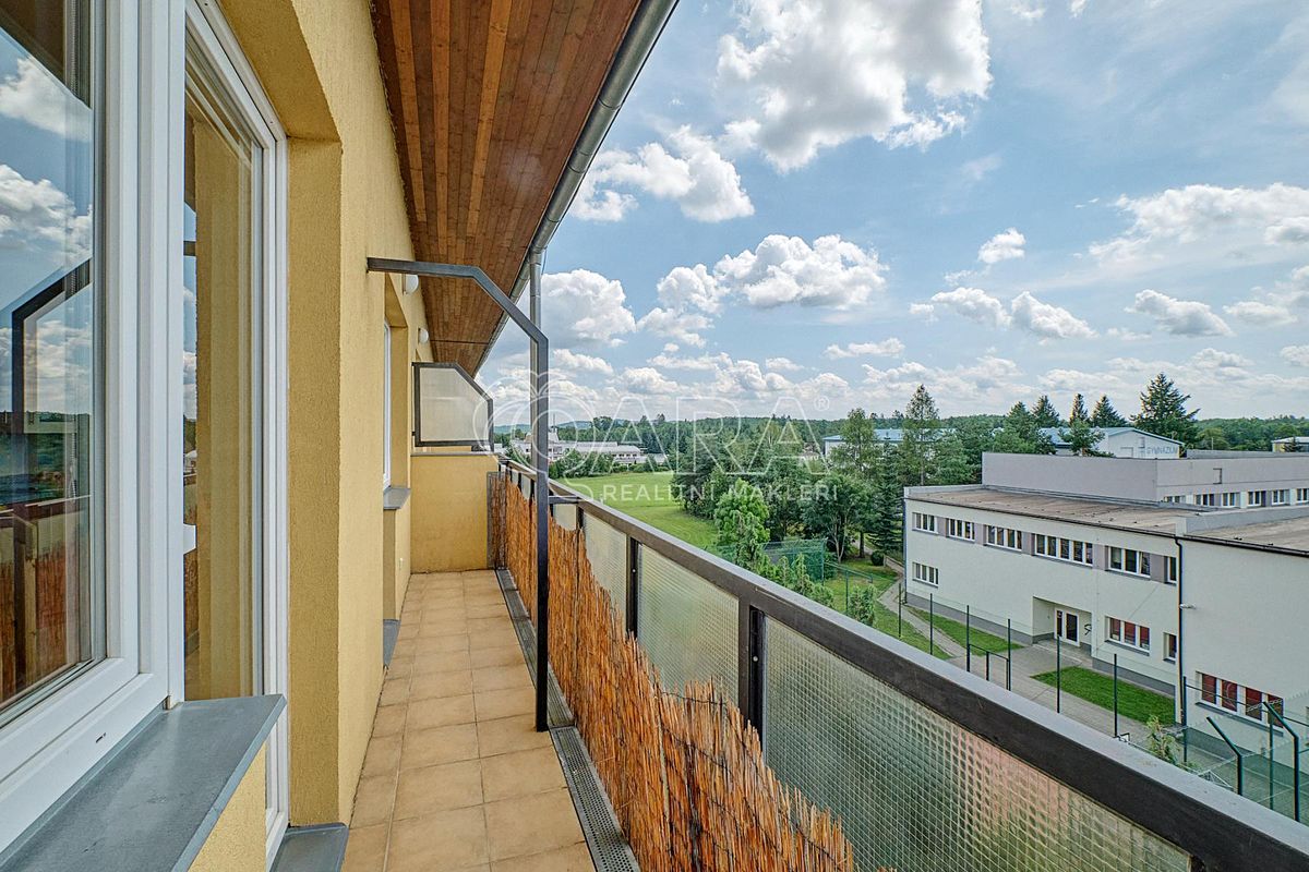 Pronájem bytu 3+kk 69 m² – fotografie 3
