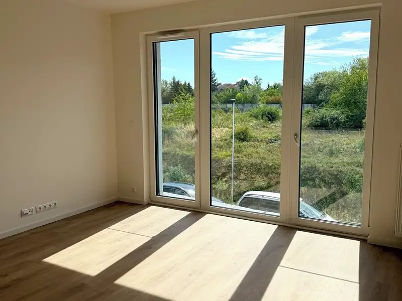 Pronájem bytu 2+kk 53 m², Praha – náhled fotky 3
