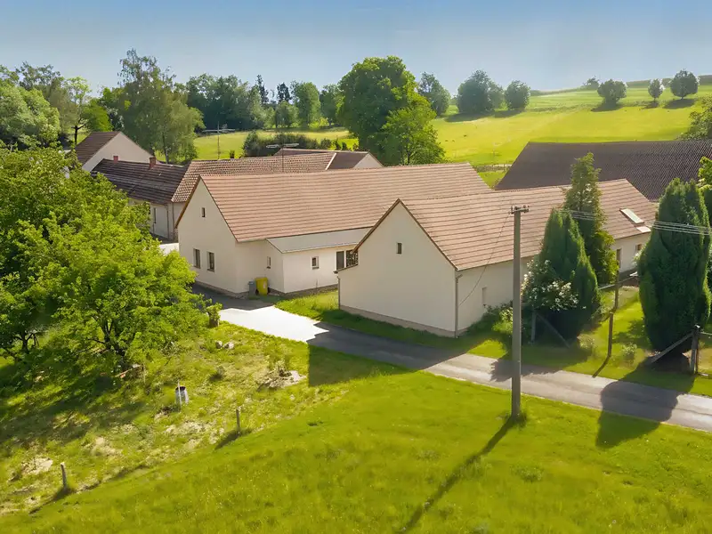 Prodej rodinného domu 105 m², pozemek 10222 m², Mnich – náhled fotky 1
